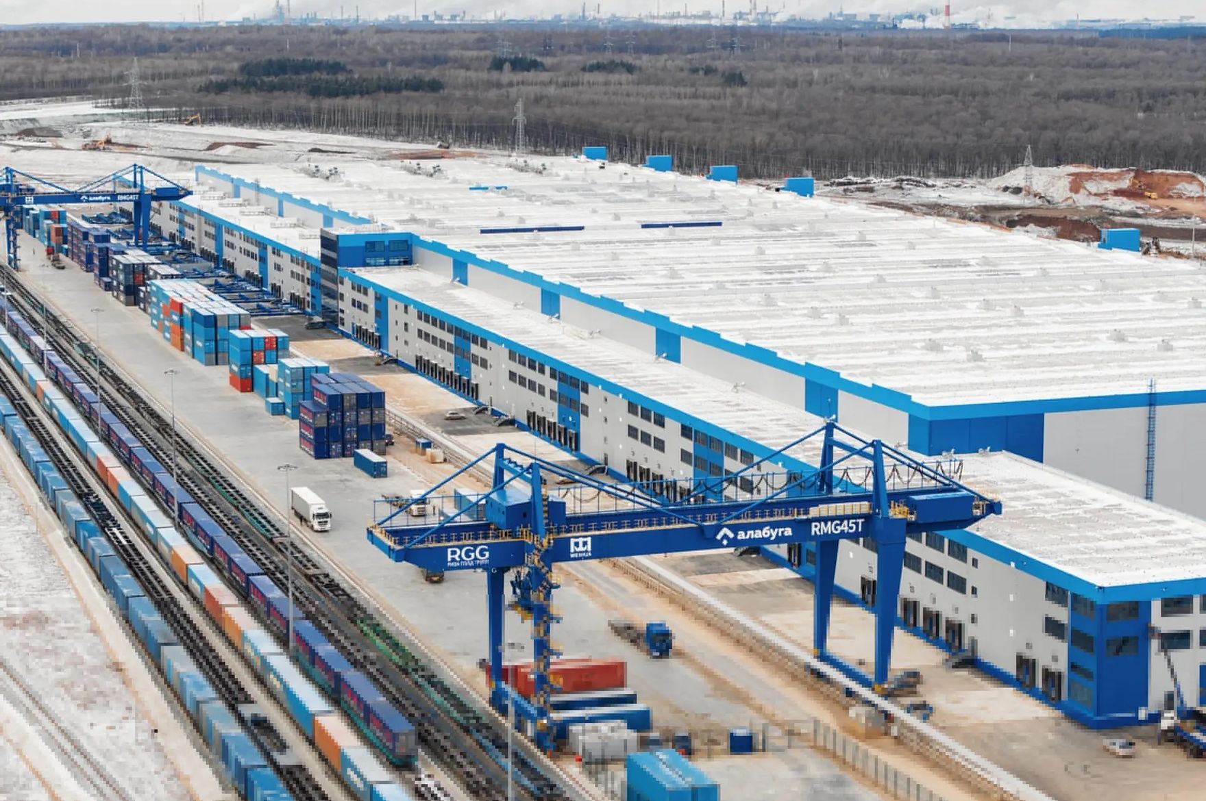 Manual handling and order assembly
